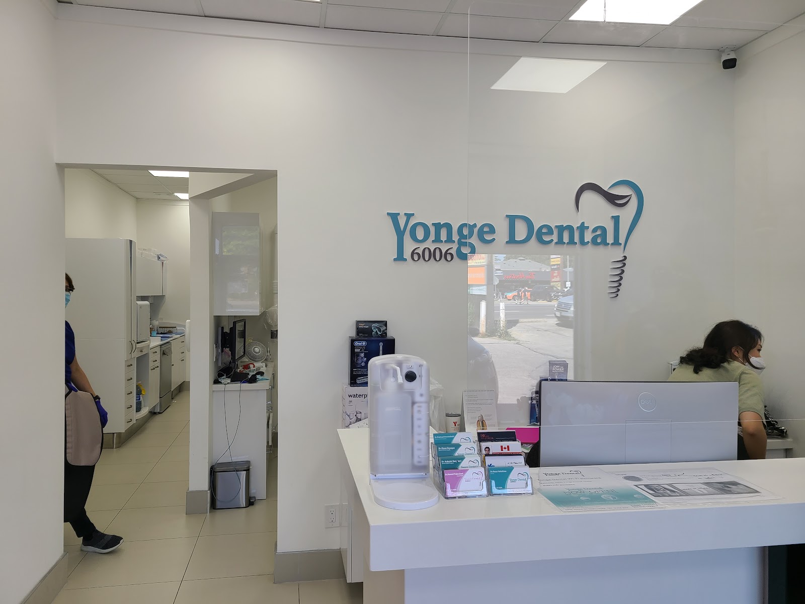 6006 Yonge Dental
