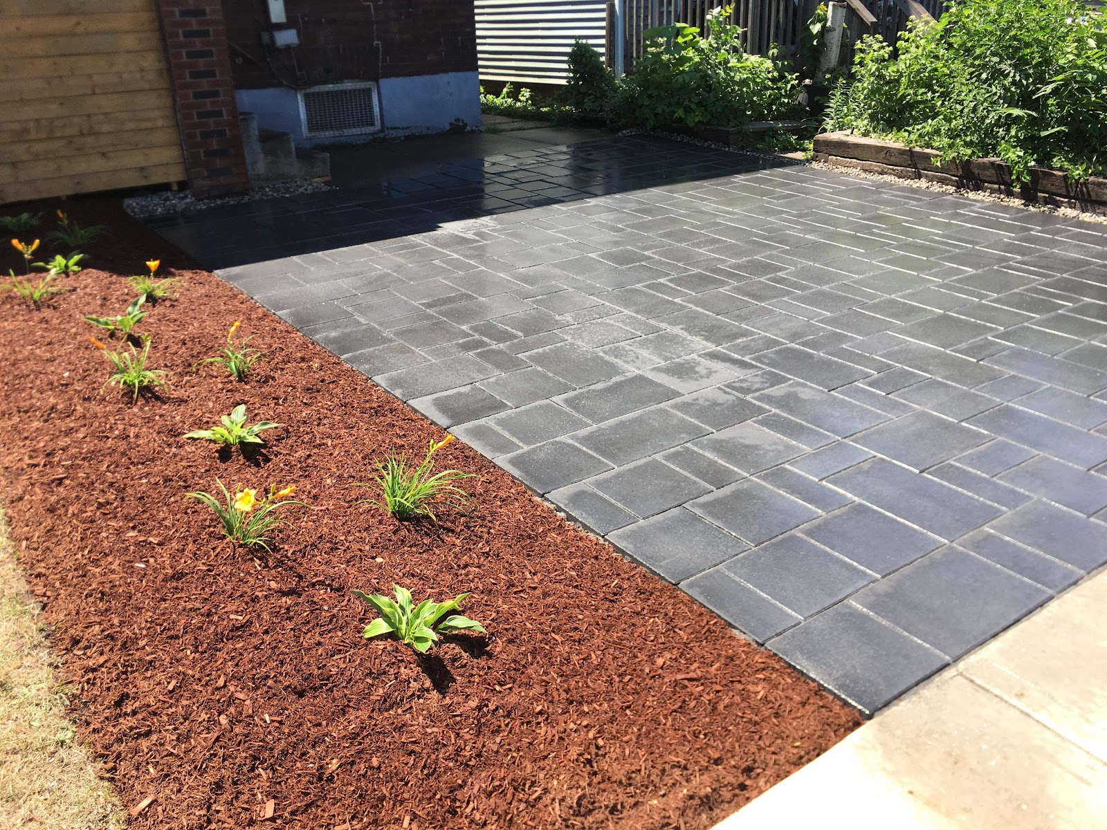 Paramount Landscaping Inc.