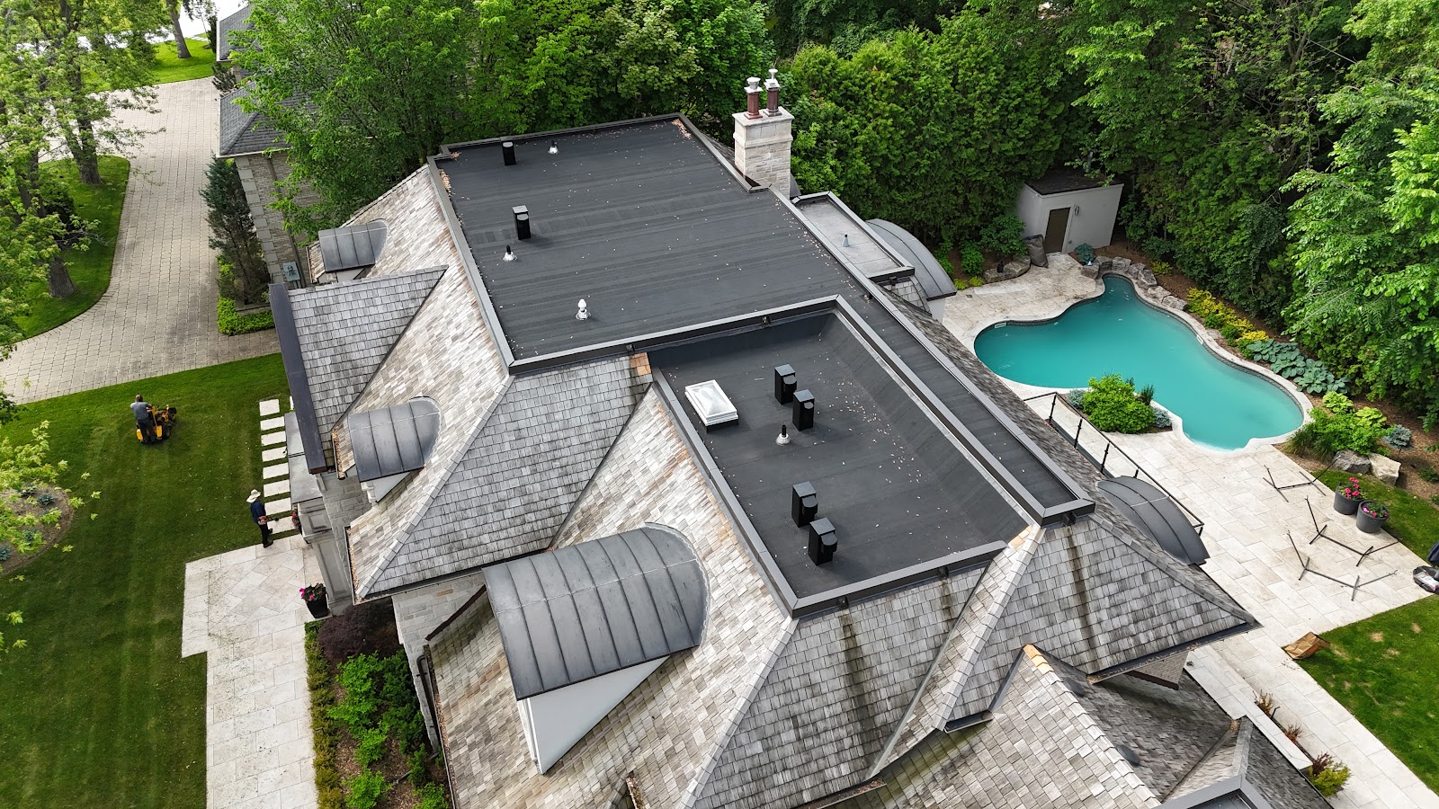 Avenue Road Roofing